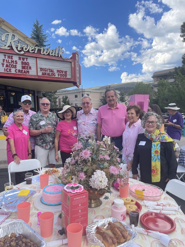 Edwards Rotary hosts Community Potluck - Vimarsana News